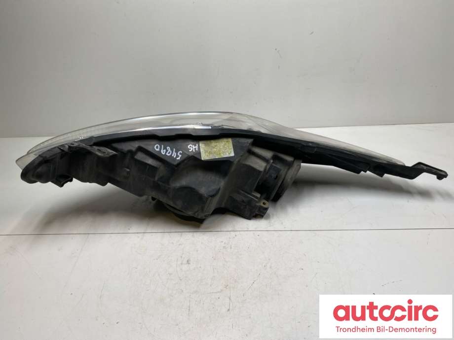 Frontlykt høyre halogen til Ford Fiesta 2008-2012 (Type VI, Fase 1)  (1740029|8A61-13W029-CH|)