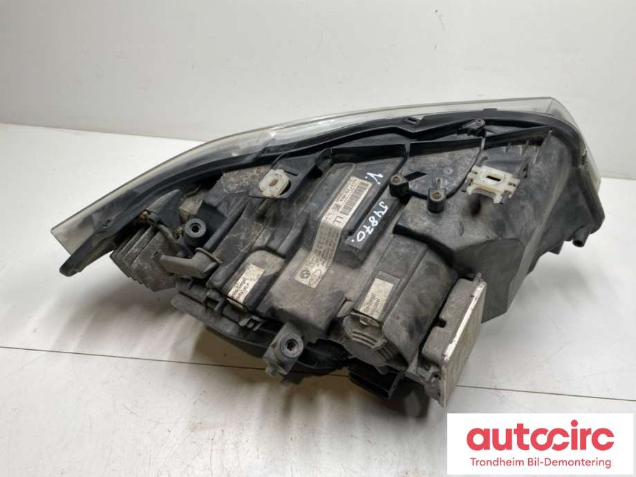 Frontlykt venstre xenon til BMW 3-Serie 2005-2011 (E90/E91/E92/E93) (E90/E91/E92/E93) (63117202589|63117202581|)