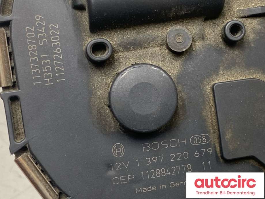 Viskermotor frontrute til Audi A3 2009-2012 (Type II, Fase 2)  (8P1955119F|8P1955023L|)