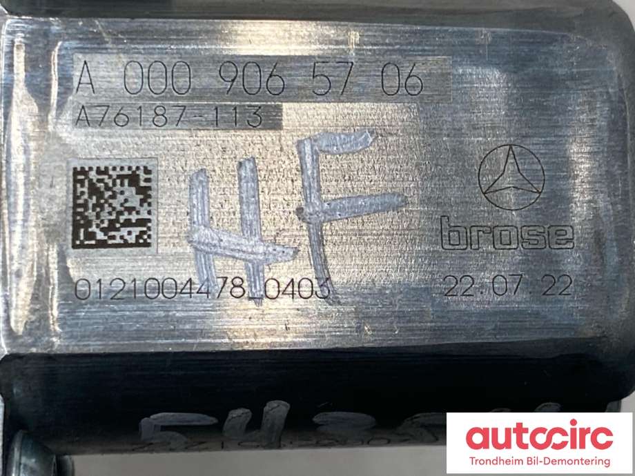 Ruteheis, kun motor, høyre foran til Mercedes EQB 2022-->>  (A0009062810|A0009069714|)