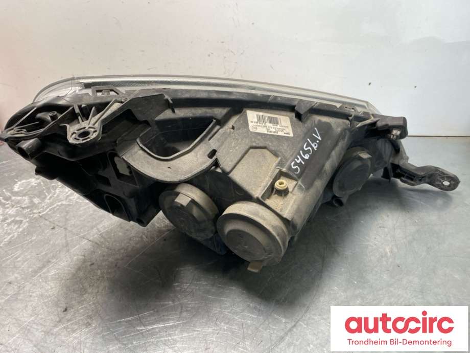 Frontlykt venstre halogen til Toyota Proace 2013-2016 (Type I)  (SU001A1268|)