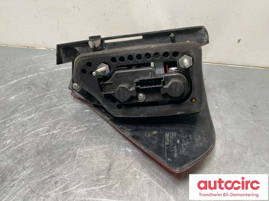 Baklykt høyre ytre til Ford Galaxy 2010-2015 (Type III, Fase 2)  (AM21-13404-EG|1746085|)