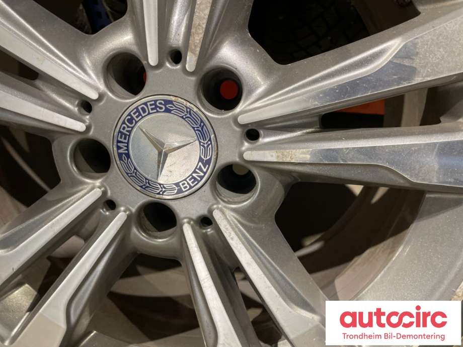 Hjulsett aluminium vinter til Mercedes E-Klasse 2013-2016 (Fase 2) (W212) (W212) (17 TOMMER|225/50R17 98T|PROD: 3622|5-6 MM)