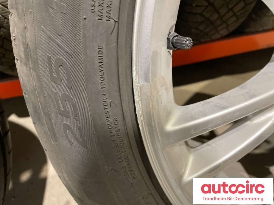 Hjulsett aluminium sommer til Tesla Model Y 2021-2024 (Type I)  (19 TOMMER|255/45R19 101W|PROD: 2922|3-4 MM)