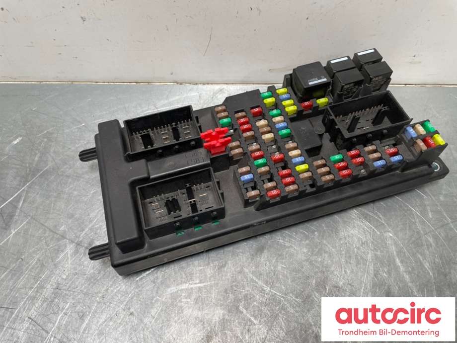 Sikringsboks til Land Rover Range Rover Sport, 2005-2013  (LR027540)
