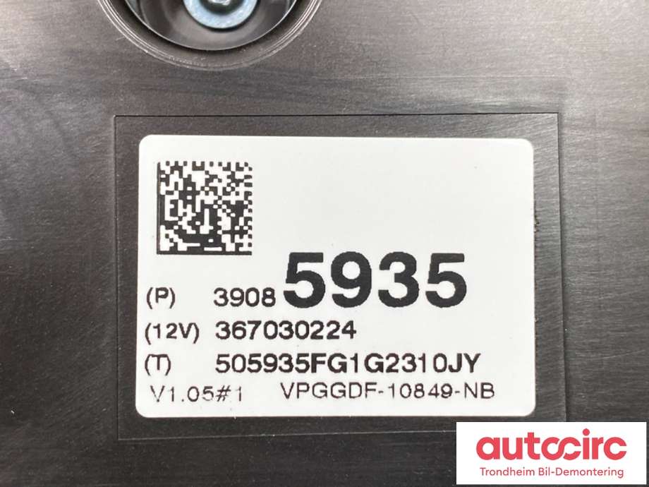 Instrumentpanel til Opel Zafira Tourer 2012-2018  (39203669|)