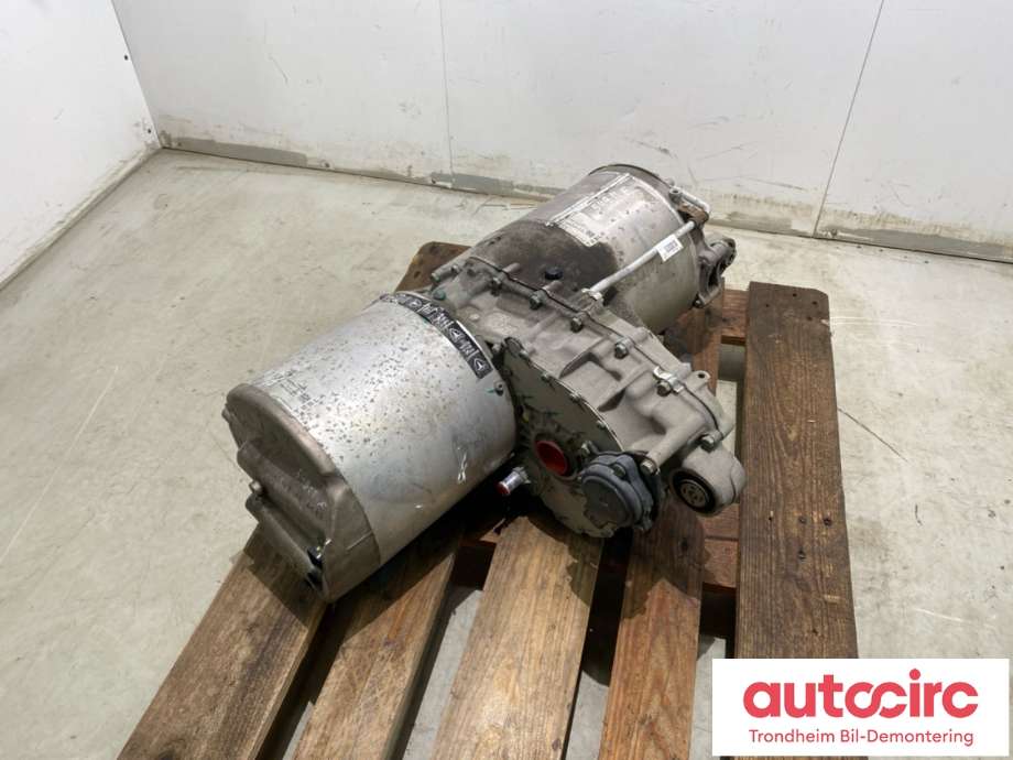 Motor elbil foran til Mercedes B-Klasse, electric drive 2014-2018 (W242) (W242) (A2423403401|A2423403801| A2423404201|)