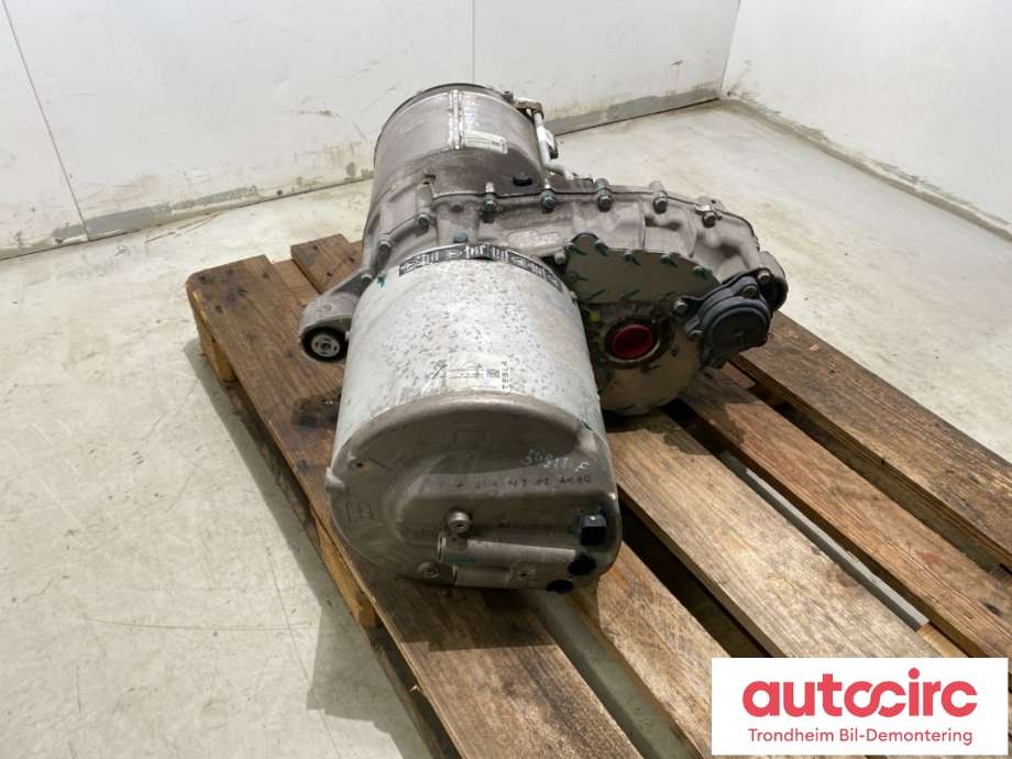 Motor elbil foran til Mercedes B-Klasse, electric drive 2014-2018 (W242) (W242) (A2423403401|A2423403801| A2423404201|)
