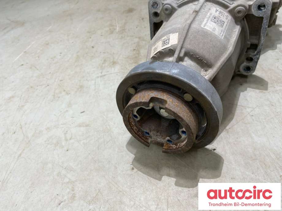 Kardang klokke bak til Ford Kuga 2013-2019 (2629518|RMCV6W4000DB| 2629518)