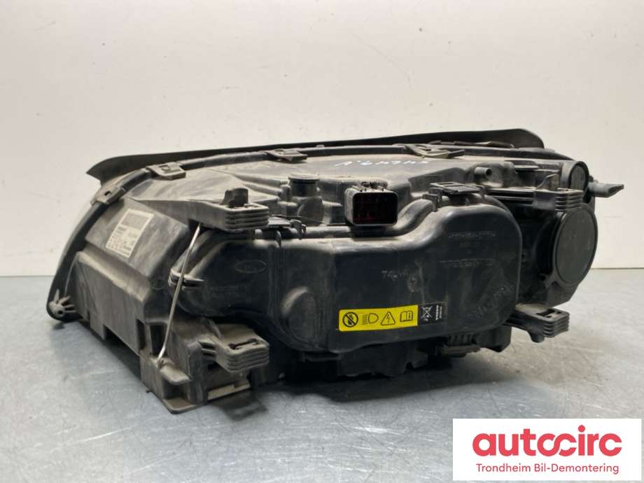 Frontlykt venstre xenon til Volvo S80 2006-2013 (Type II, Fase 1) (31353538|)