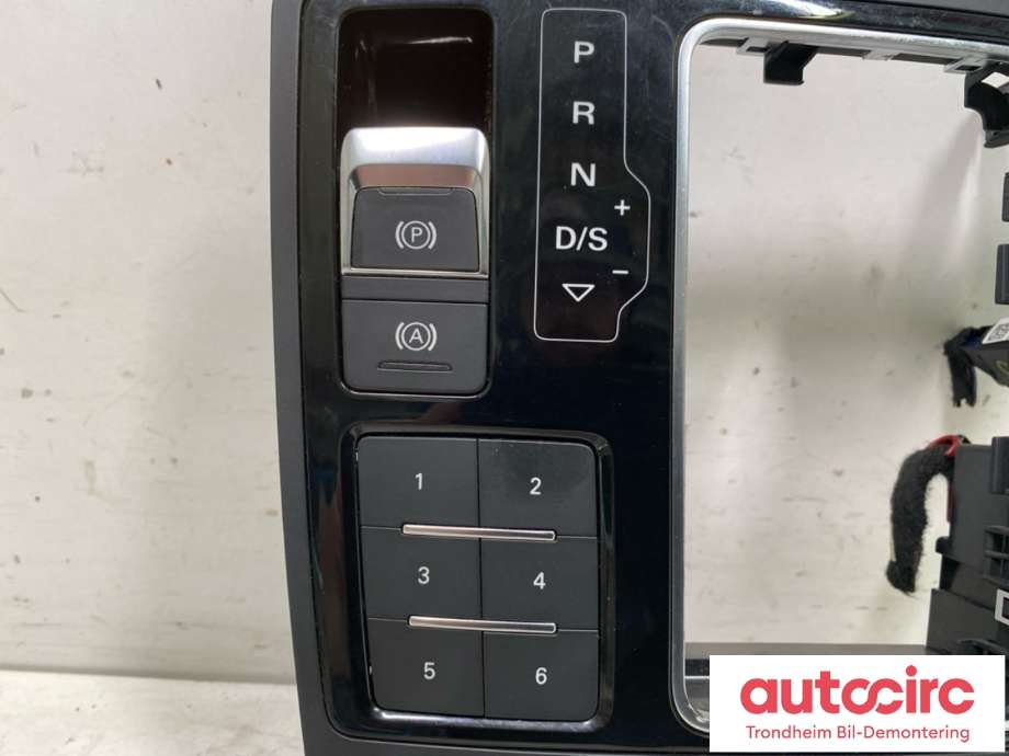 Bilstereo betjeningspanel til Audi A6 2011-2014 (Type IV, Fase 1) (C7) (C7) (AUDI|4G1919610B|)