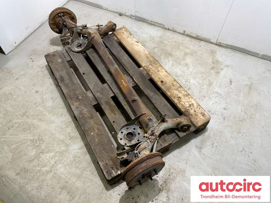 Bakstilling til Toyota Yaris 2006-2009 (Type II, Fase 1) (42110-0D140|42110-0D141|)