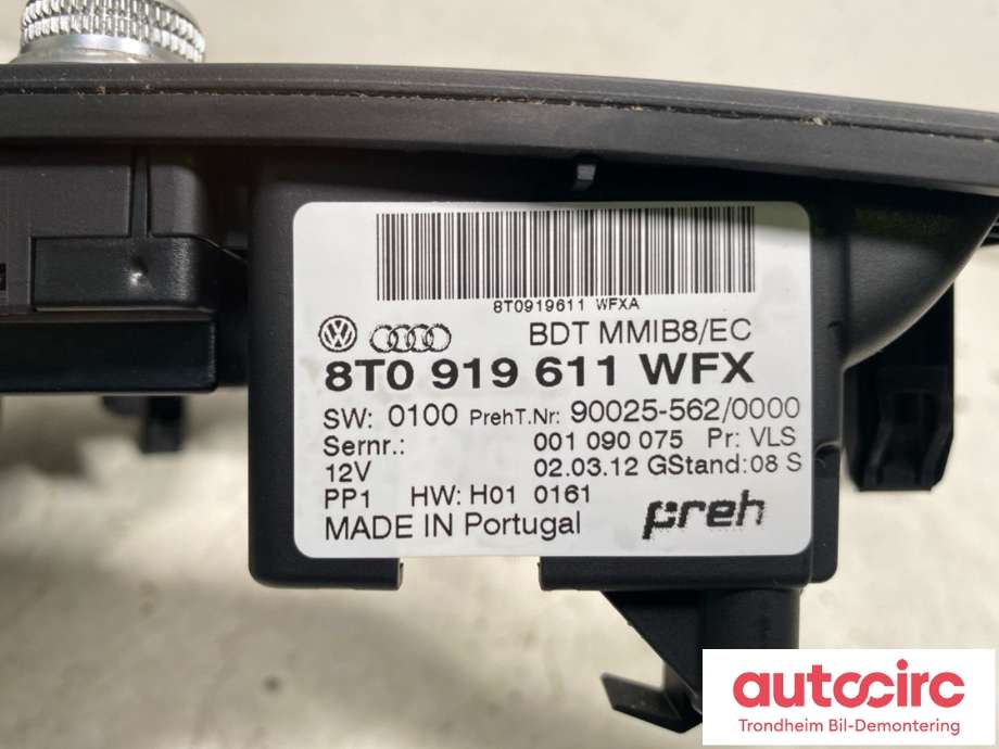Bilstereo betjeningspanel til Audi A4 2007-2014 (Type IV) (B8) (B8) (AUDI/VW|8T0 919 611 WFX|)