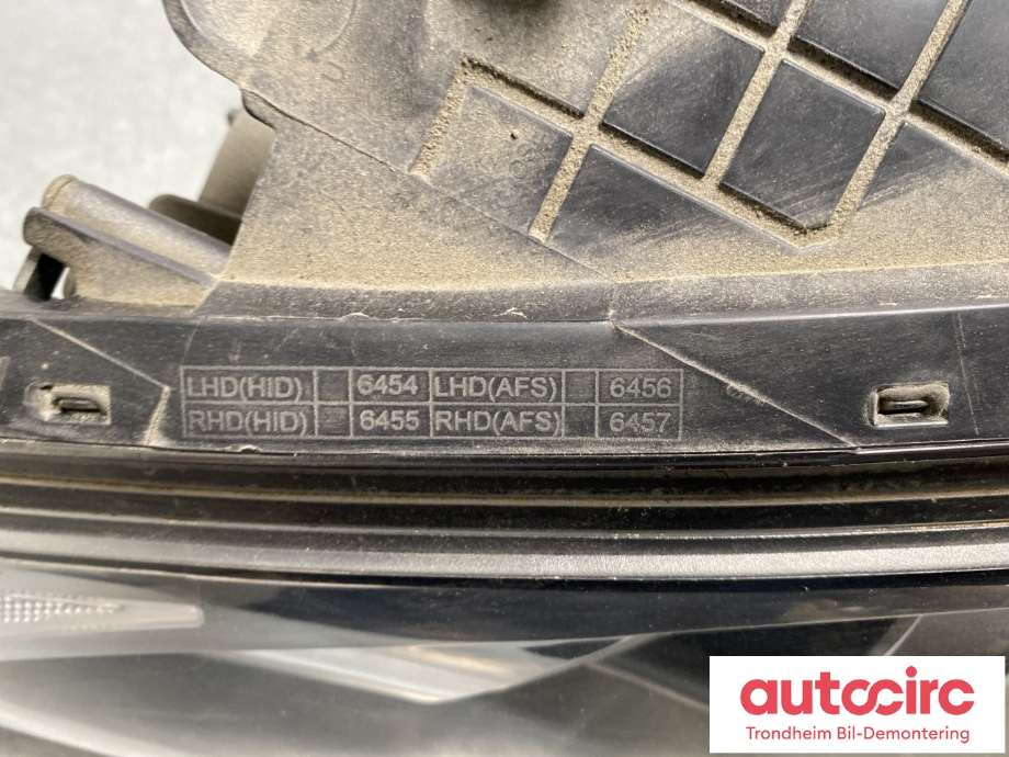 Frontlykt høyre xenon til Hyundai i40 2012-2017 (REDUSERT PRIS|92104 3Z330|)