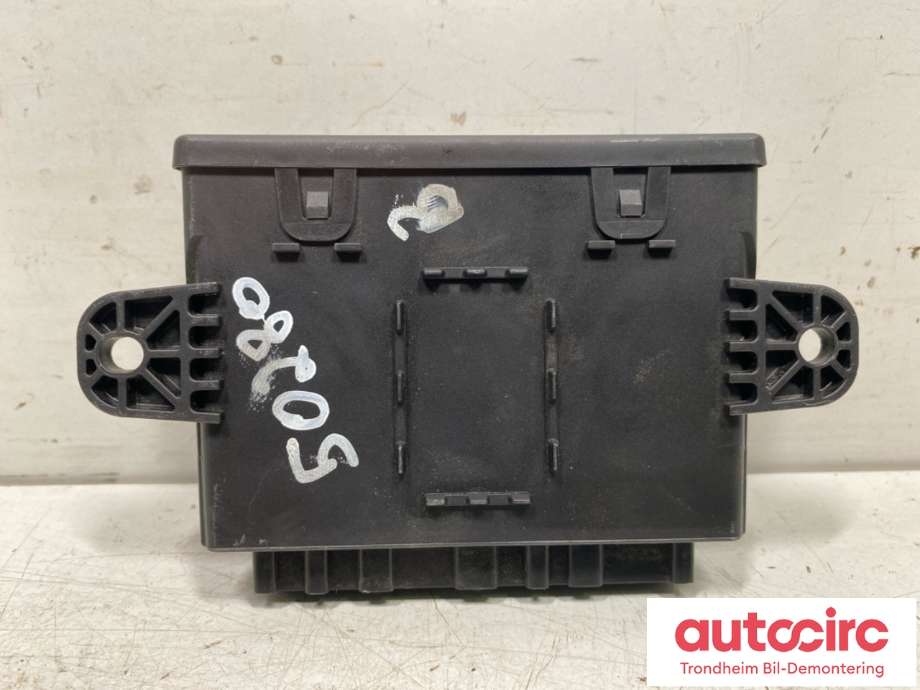 Styreenhet elektrisk bakluke til Ford Mustang Mach-e 2020-->>  (FOMOCO|2718957|JU5T-14B673-AB|)