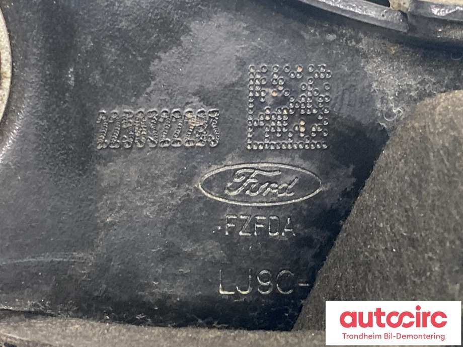Bærebru høyre bak til Ford Mustang Mach-e 2020-->>  (FORD|2702903|LJ9C-5B530-AB|)