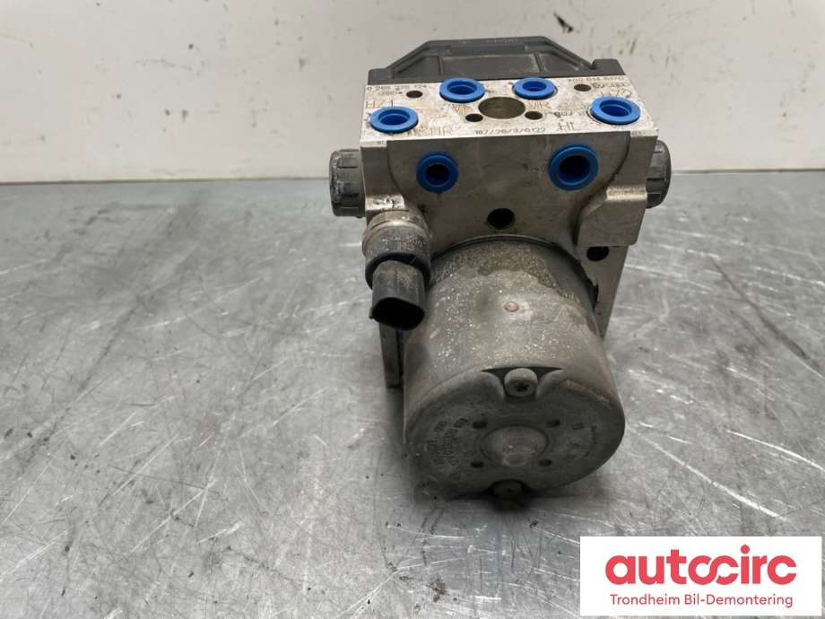 ABS sentral til VW Passat 2001-2005 (B5,3BG) (B5,3BG) (4B0614517J|4B0614517JX|)