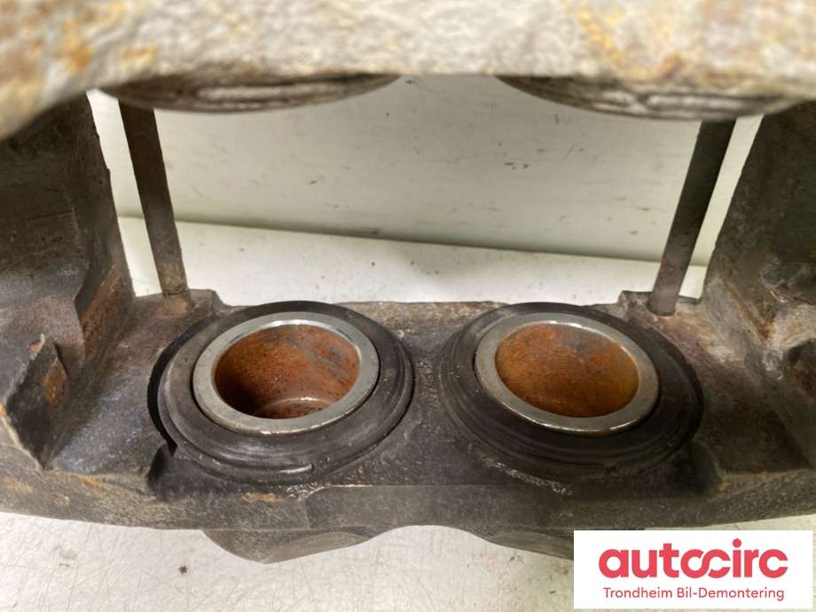 Bremsecaliper høyre foran til Toyota Hilux 2006-2011 (477300K180|)