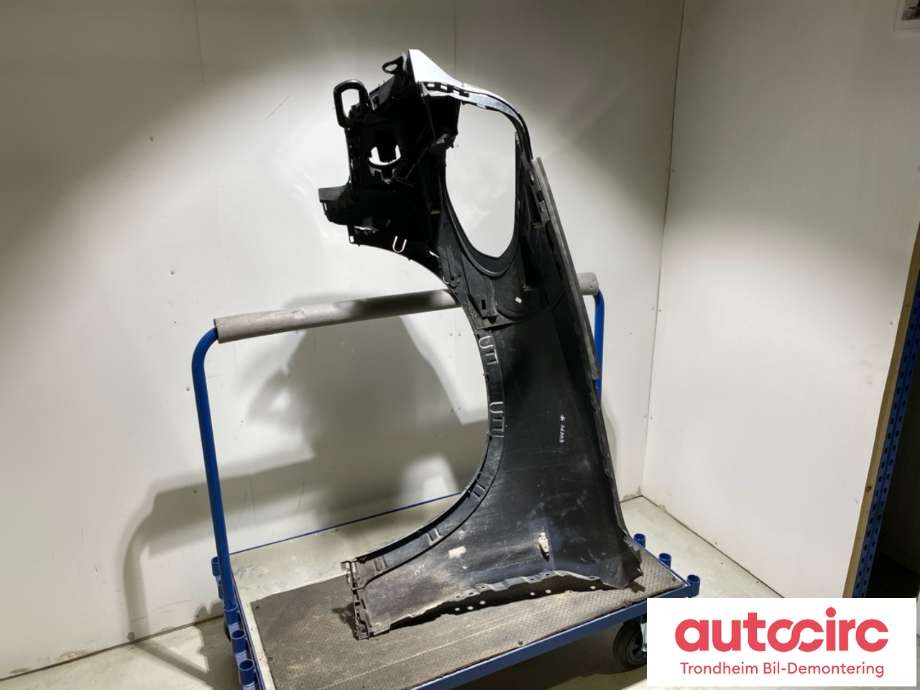Skjerm høyre foran til BMW X5 2007-2013 (E70) (E70) (51650430322|51657178396|)