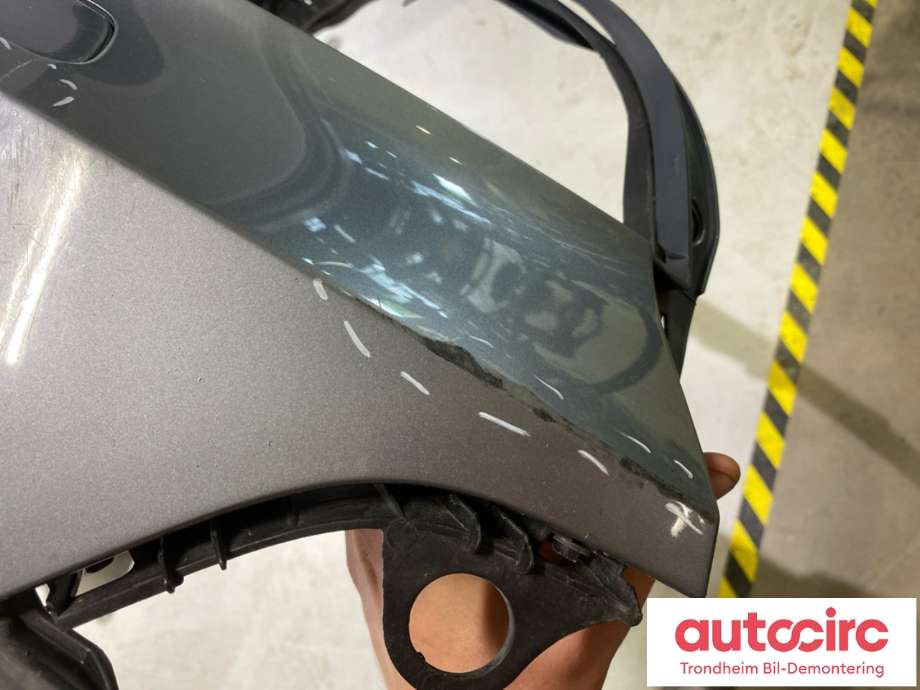 Skjerm høyre foran til BMW X5 2007-2013 (E70) (E70) (51650430322|51657178396|)