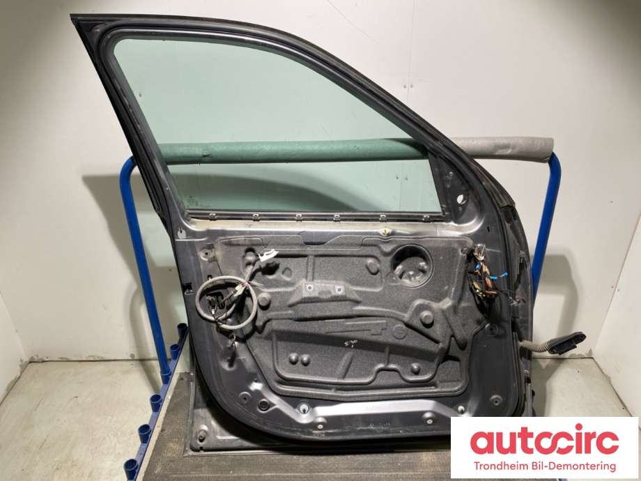 Dør venstre foran til BMW X5 2007-2013 (E70) (E70) (41517211423|)