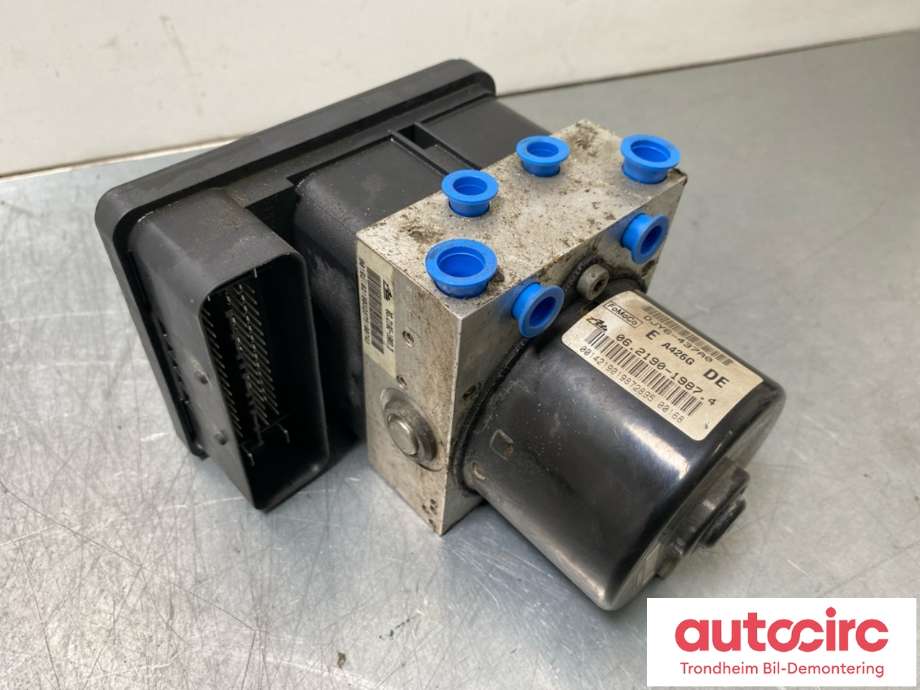 ABS sentral til Mazda 2, 2007-2010 (Type II, Fase 1)  (DJY6437A0)