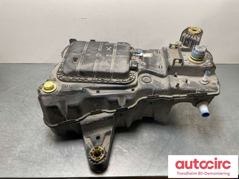 AdBlue tank til Peugeot Partner, 2015-2019 (Type II, Fase 2)  (98 086 252 80)