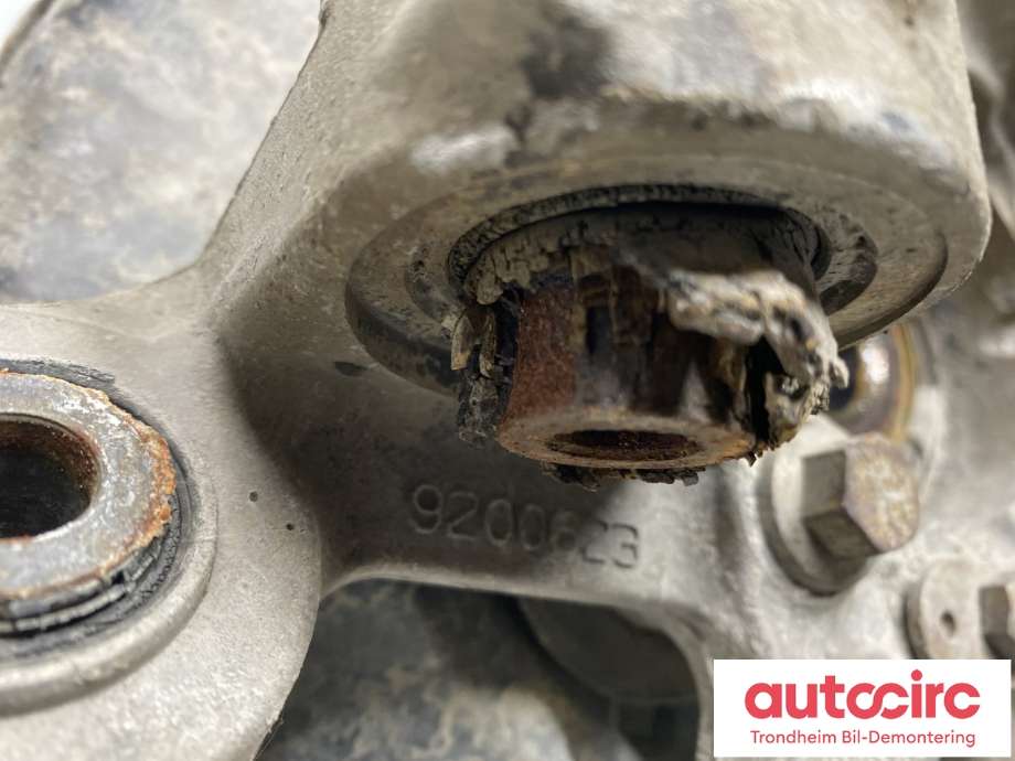 Hjulspindel venstre bak til Volvo XC70 2001-2004 (Type I, Fase 1) (31 21 6 760 953|)