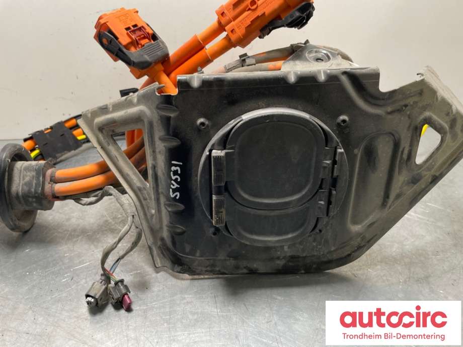 Batterilader inntak/luke til Mercedes EQC 2019-->> (A2935406904|)