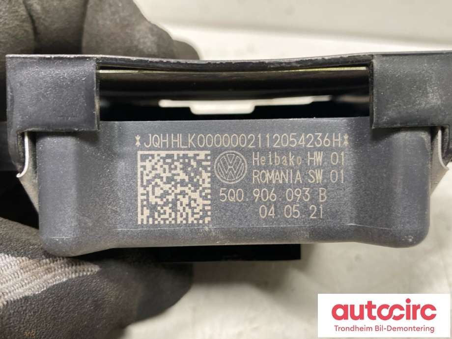 Styreenhet drivstoffpumpe til VW Golf VIII 2020-->> (VW|5Q0 906 093 B|5Q0 906 093 E|)