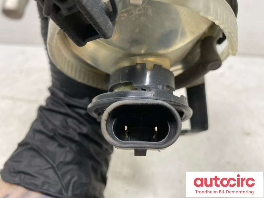 Tåkelykt høyre foran til VW Passat 2005-2010 (B6) (B6) (HELLA|3C0 941 700 B|)