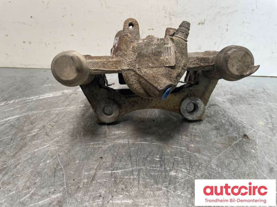 Bremsecaliper venstre bak til Mercedes Vito 2014-->> (W447) (W447) (A4474208000|)