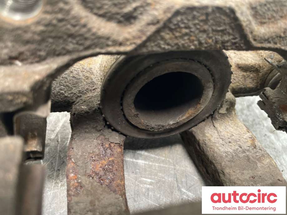 Bremsecaliper venstre bak til Mercedes Vito 2014-->> (W447) (W447) (A4474208000|)