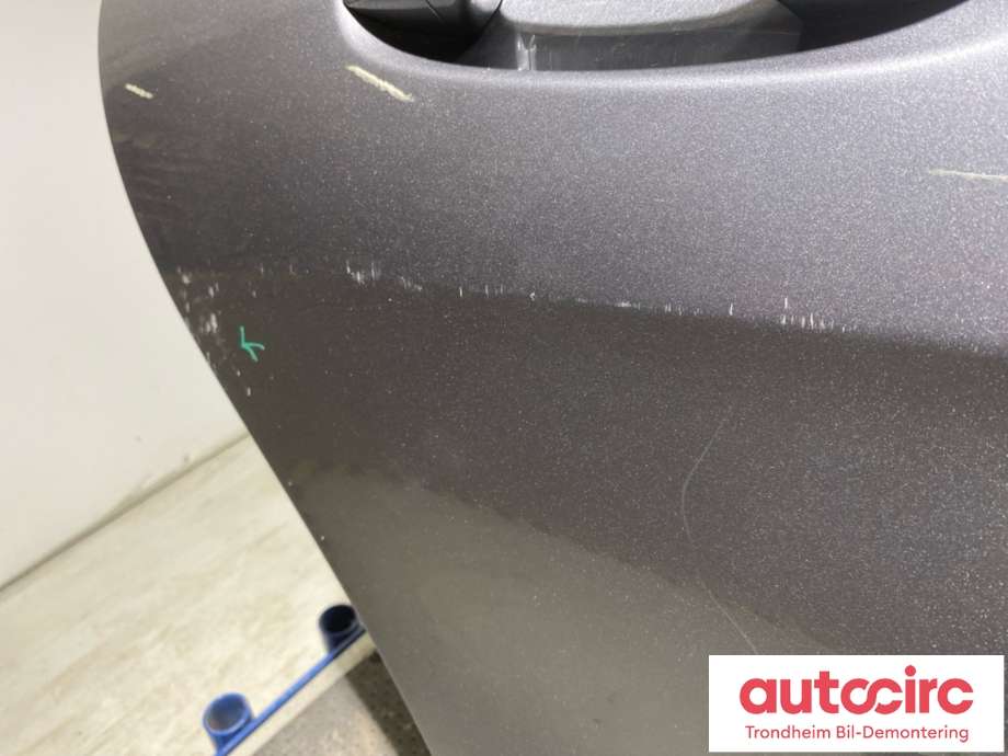 Dør høyre bak til Mercedes CLA 2013-2019 (C117) (C117) (A1177300205|)