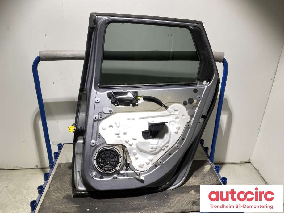 Dør høyre bak til Peugeot 308 2013-2021 (Type II) (9805267480|)