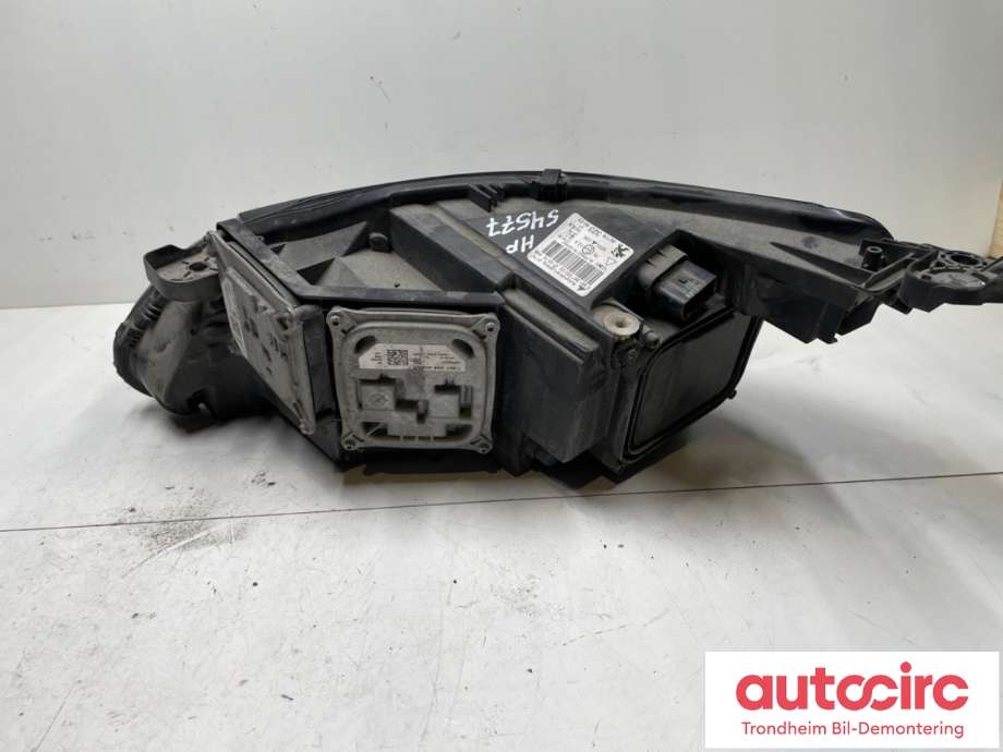 Frontlykt høyre full-LED til Peugeot 308 2013-2021 (Type II)  (9677832380|)