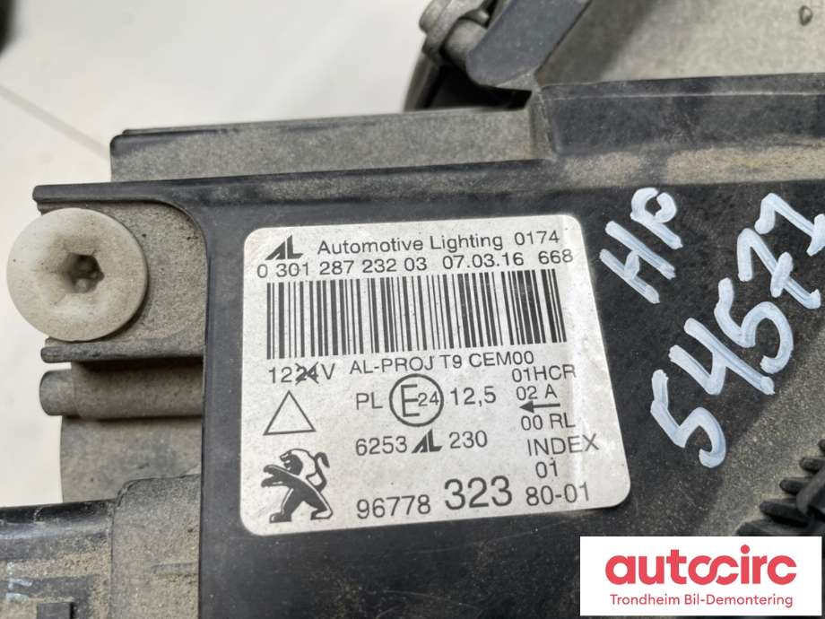 Frontlykt høyre full-LED til Peugeot 308 2013-2021 (Type II)  (9677832380|)