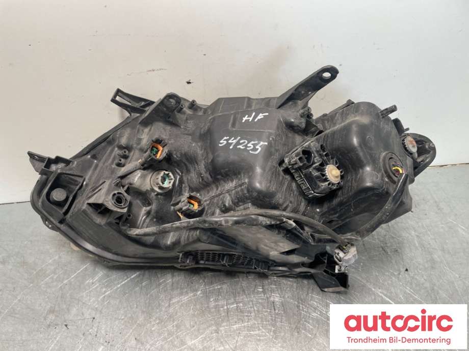Frontlykt høyre full-LED til Nissan X-Trail 2014-2022 (T32) (T32) (260104CC5C|260104CC6C|)