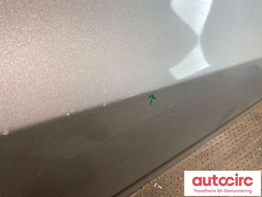 Dør høyre foran til Suzuki Vitara 2015-->> (Type IV)  (6800154P01|)