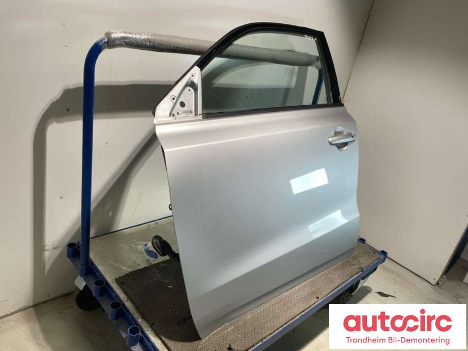 Dør venstre foran til Suzuki Vitara 2015-->> (Type IV)  (6800254P01|)