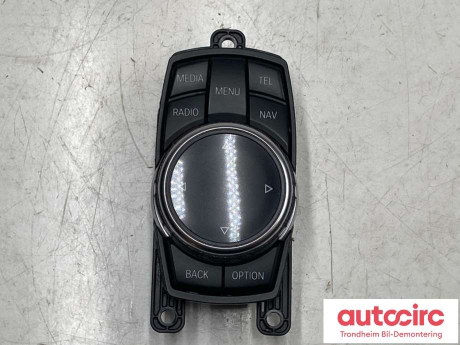 Bilstereo betjeningspanel til BMW 5-Serie 2010-2017 (F10/F11) (F10/F11) (65829320288|65829350723|)