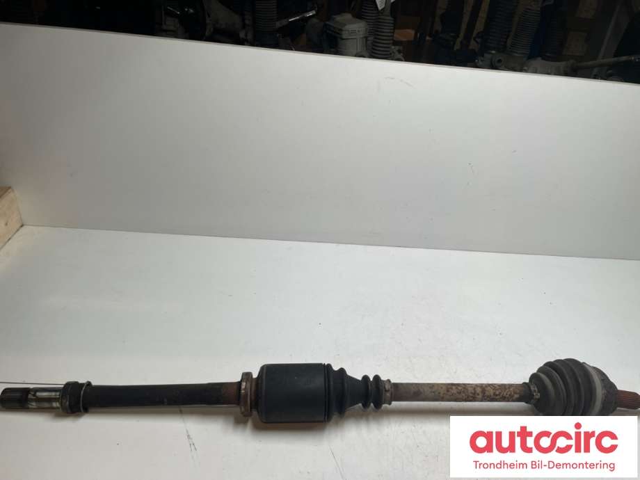 Drivaksel høyre foran, diesel/manuell til Opel Vivaro A 2006-2014 (91166707|93866080|91168794)