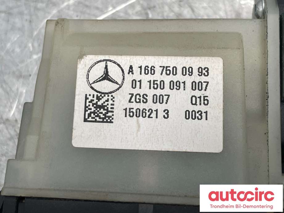 Bakluke/bakdør håndtak til Mercedes Vito 2014-->> (W447) (W447) (A1667500993|)