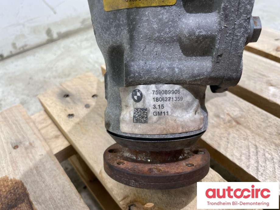 Kardang klokke foran til BMW X5 2007-2013 (E70) (E70) (UTV: 3,15|31 50 8 635 860|)