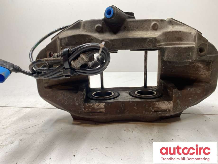 Bremsecaliper høyre foran til Mercedes EQC 2019-->>  (A 000 421 01 00|)