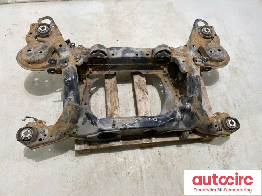 Travers bak til Volvo XC90, 2015-2025 (Type II)  (32292930)