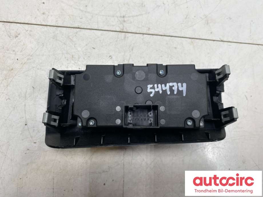 Bryter lys til BMW X5 2007-2013 (E70) (E70) (9134727|61319134727|)