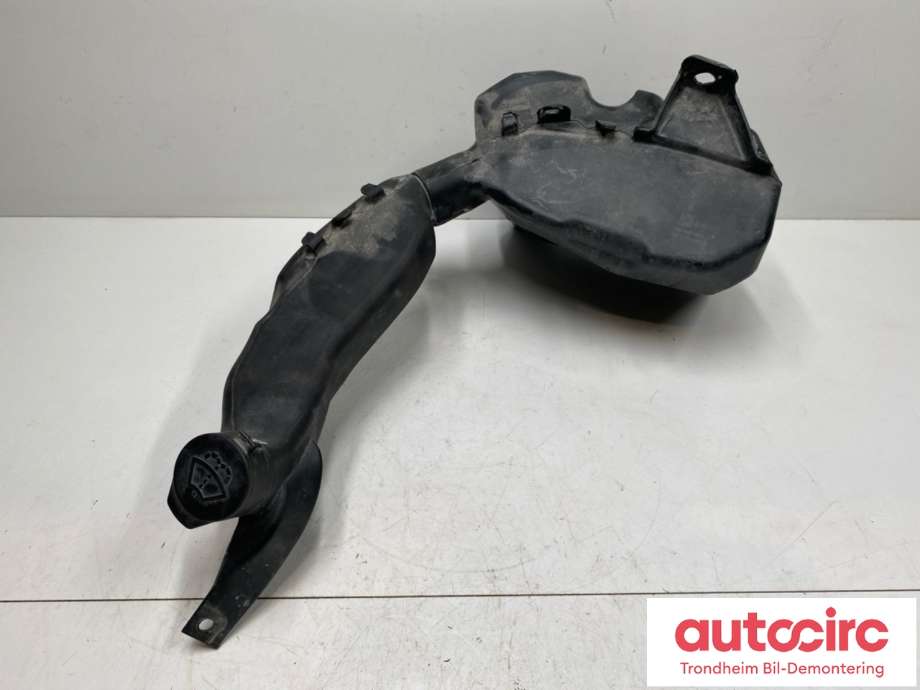 Spylertank til Tesla Model Y, 2021-2024 (Type I)  (1607948-00-A)