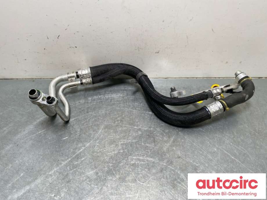 Aircondition rør til Tesla Model Y 2021-2024 (Type I)  (1625910-00-D|1625910-00-C|1625910-00-E)