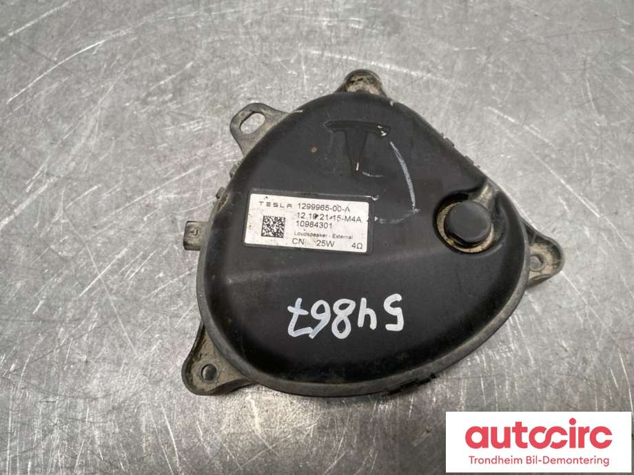 Høyttaler motorlyd, AVAS (Acoustic Vehicle Alerting System) til Tesla Model Y, 2021-2024 (Type I)  (1299965-00-A)